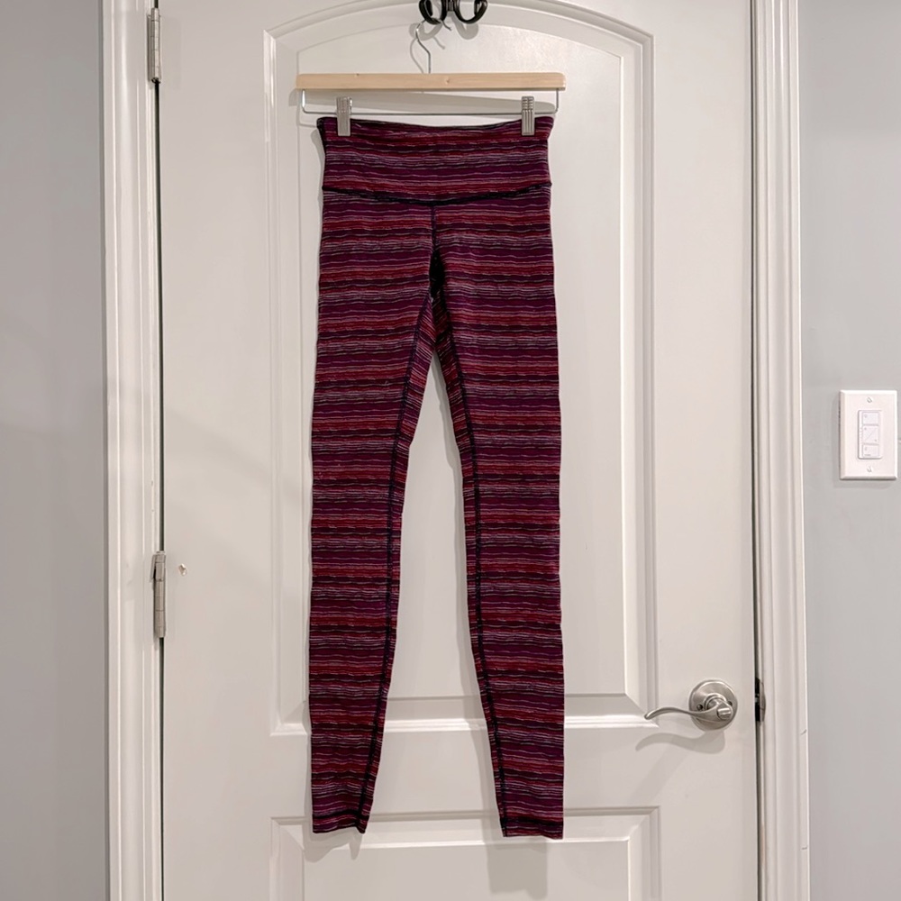 Lululemon Leggings Purple Stripes Size 4